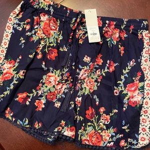 NWT blue floral drawstring shorts SzM